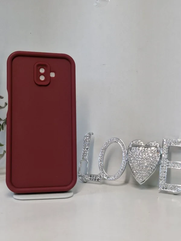 قاب سولید محافظ لنزدار زرشکی سامسونگ مدل J6+