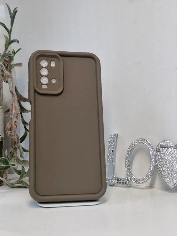 قاب سولید محافظ لنزدار قهوه ای Redmi 9T