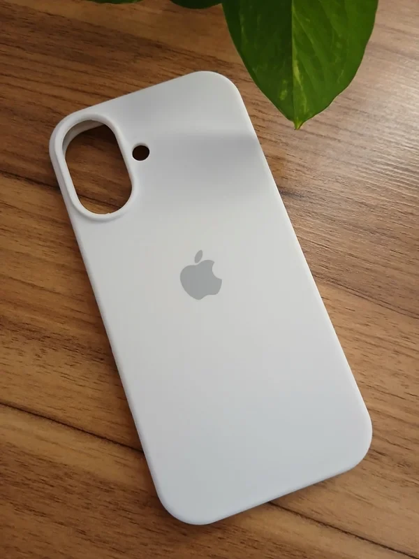 قاب سیلیکون اورجینال پاک کنی iphone 17