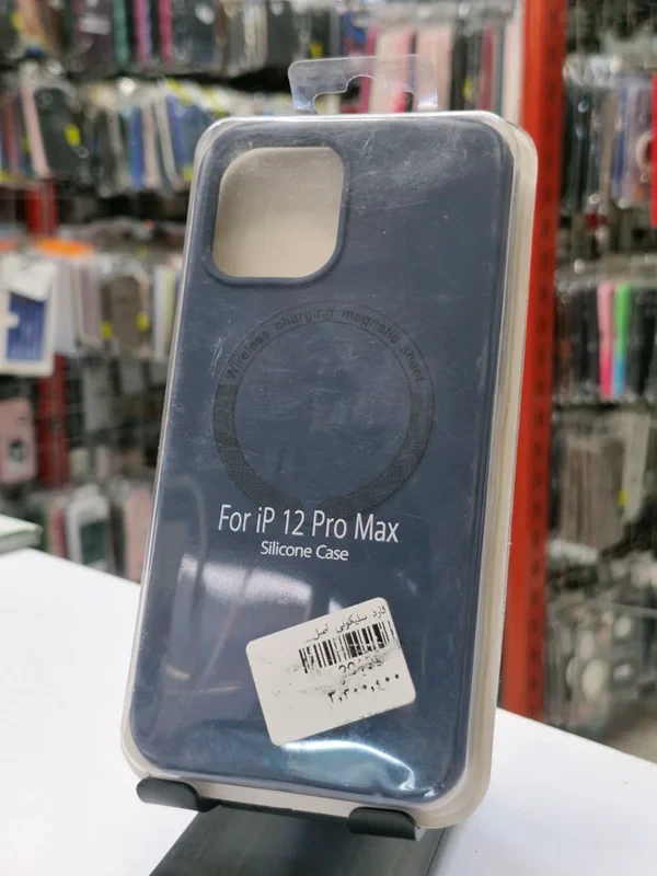 قاب سیلیکون اورجینال پاک کنی مگ سیف دار iPhone 12pro max
