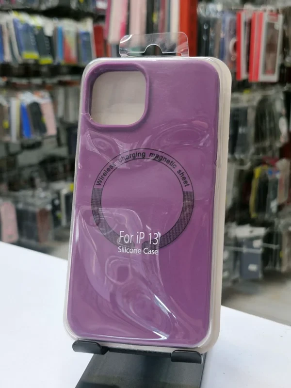 قاب سیلیکون اورجینال پاک کنی مگ سیف دار بنفش iPhone 13/14/15