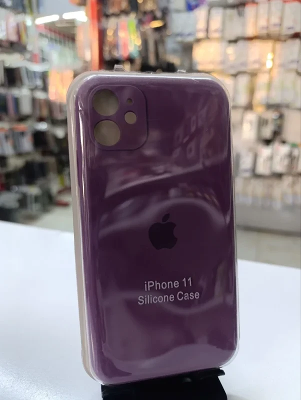 قاب سیلیکونی اورجینال بنفش iPhone 11