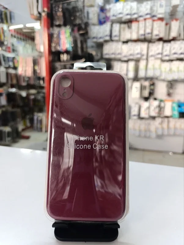 قاب سیلیکونی اورجینال زرشکی iPhone XR