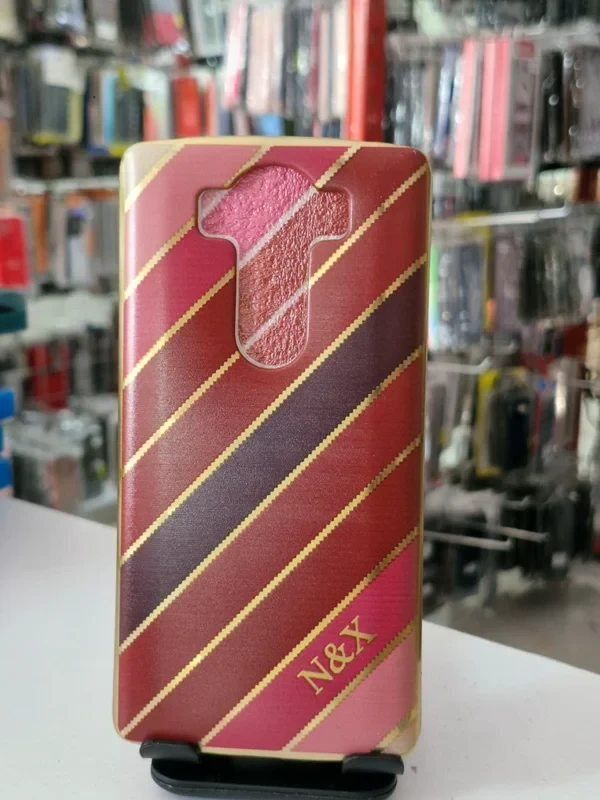 قاب طرح دار lG v10