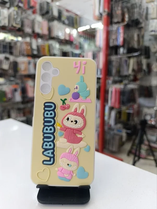 قاب طرح عروسکی labubu زرد Samsung galaxy s24 fe