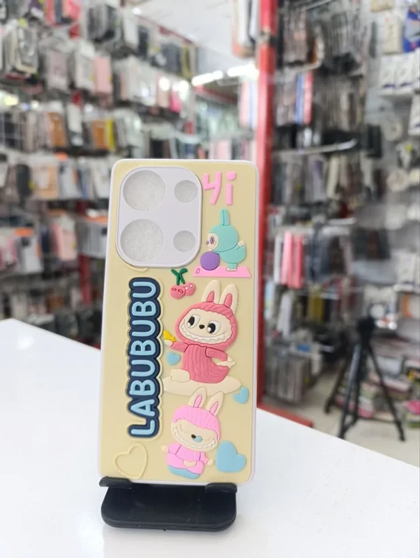 قاب طرح عروسکی labubu زرد xiaomi poco x6