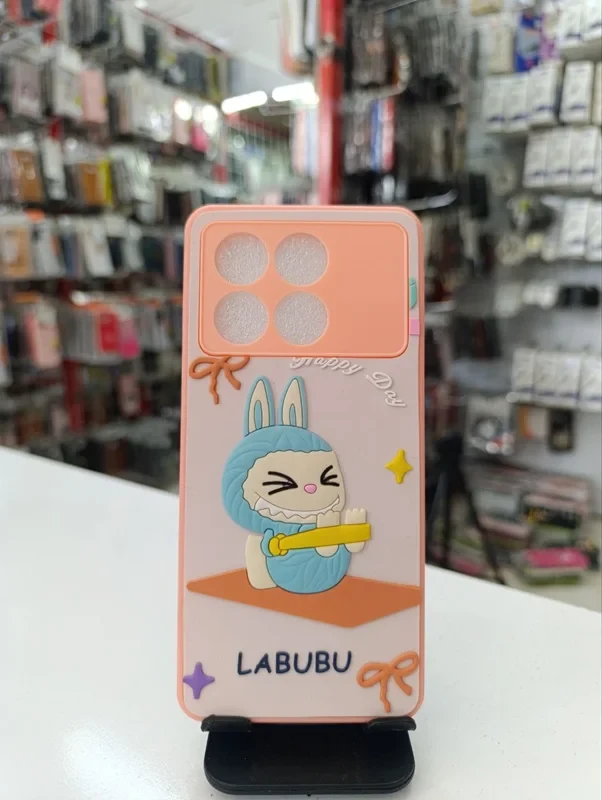 قاب طرح عروسکی labubu گلبهی xiaomi poco x6 pro