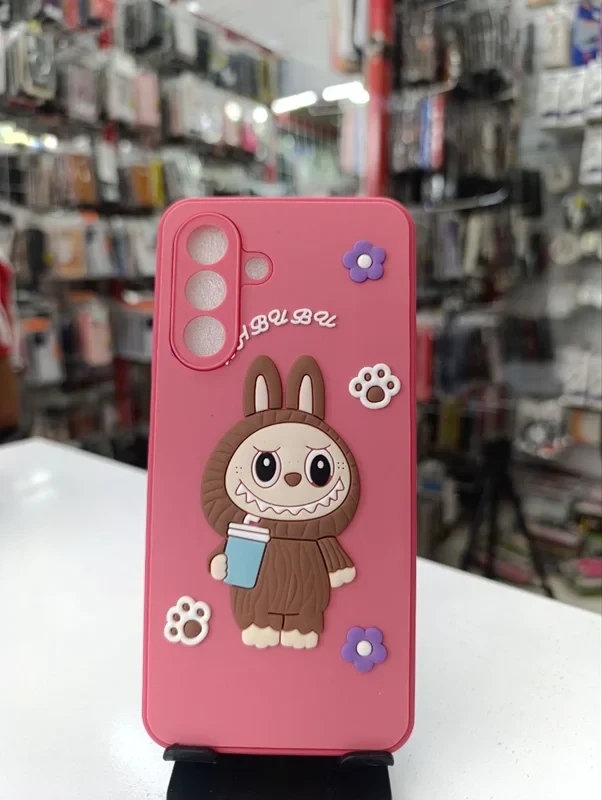 قاب طرح عروسکی labububu صورتی Samsung galaxy a25