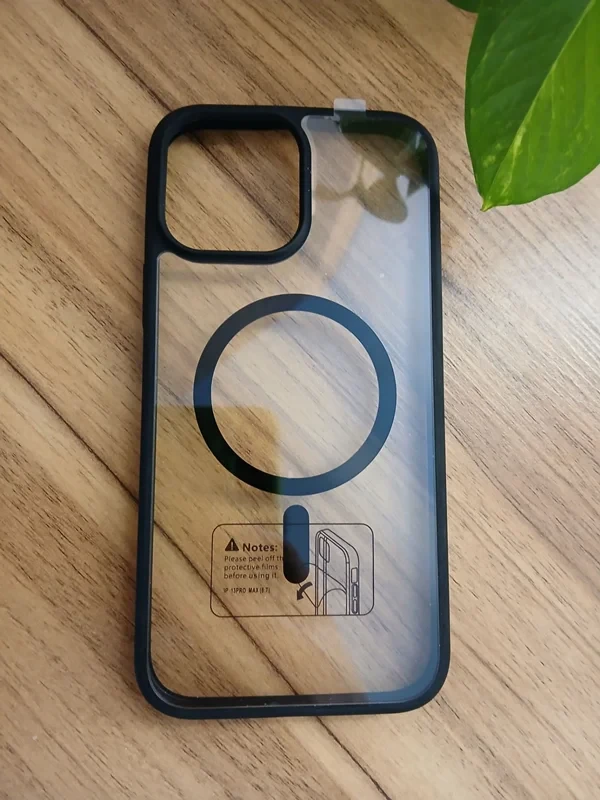 قاب طرح مگ سیف شفاف دور مشکی iphone 16 promax