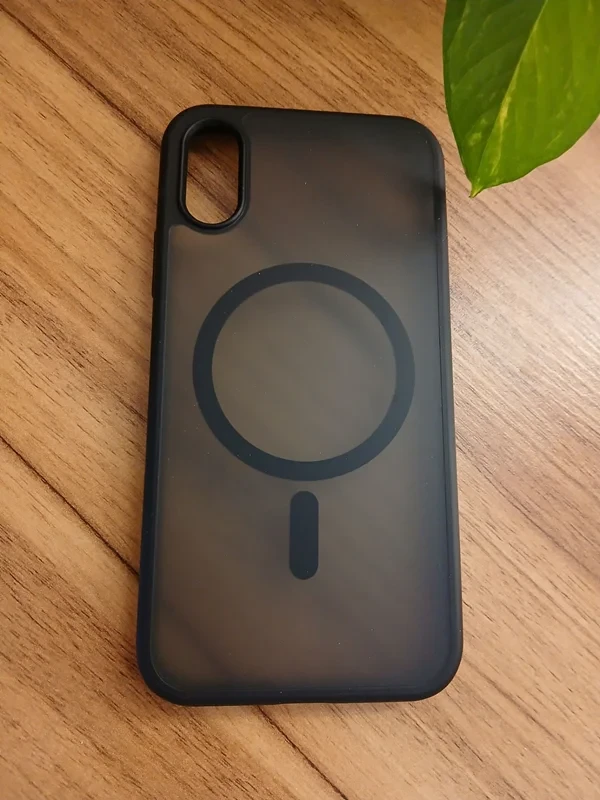 قاب طرح مگ سیف مات دور مشکی iphone x/xs
