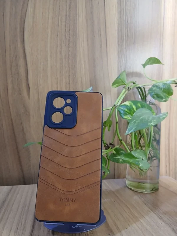 قاب طرح چرم xiaomi poco x5
