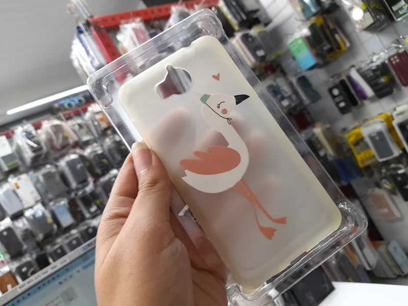 قاب مات عروسکی Huawei y5 2017