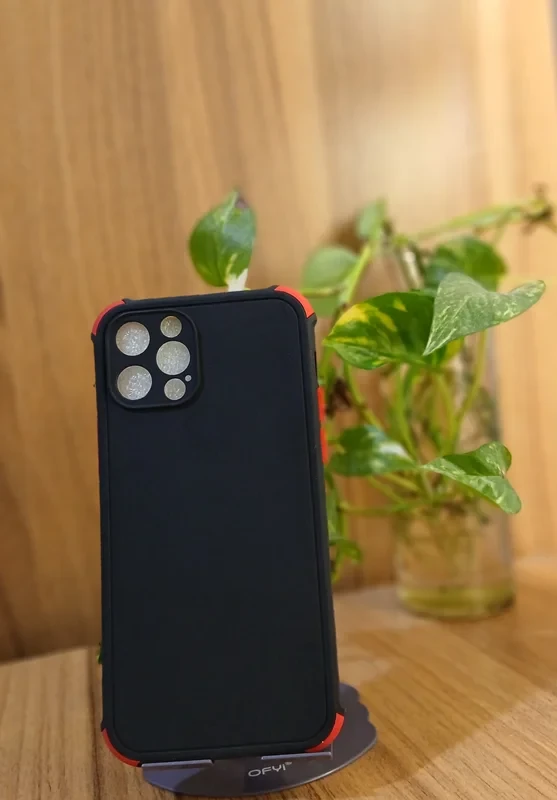 قاب مشکی ایربگ دار آیفون iphone 12 pro