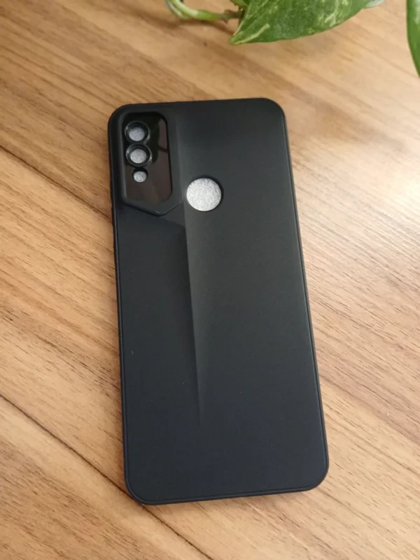 قاب مشکی پورش دیزاین Huawei y6 2019