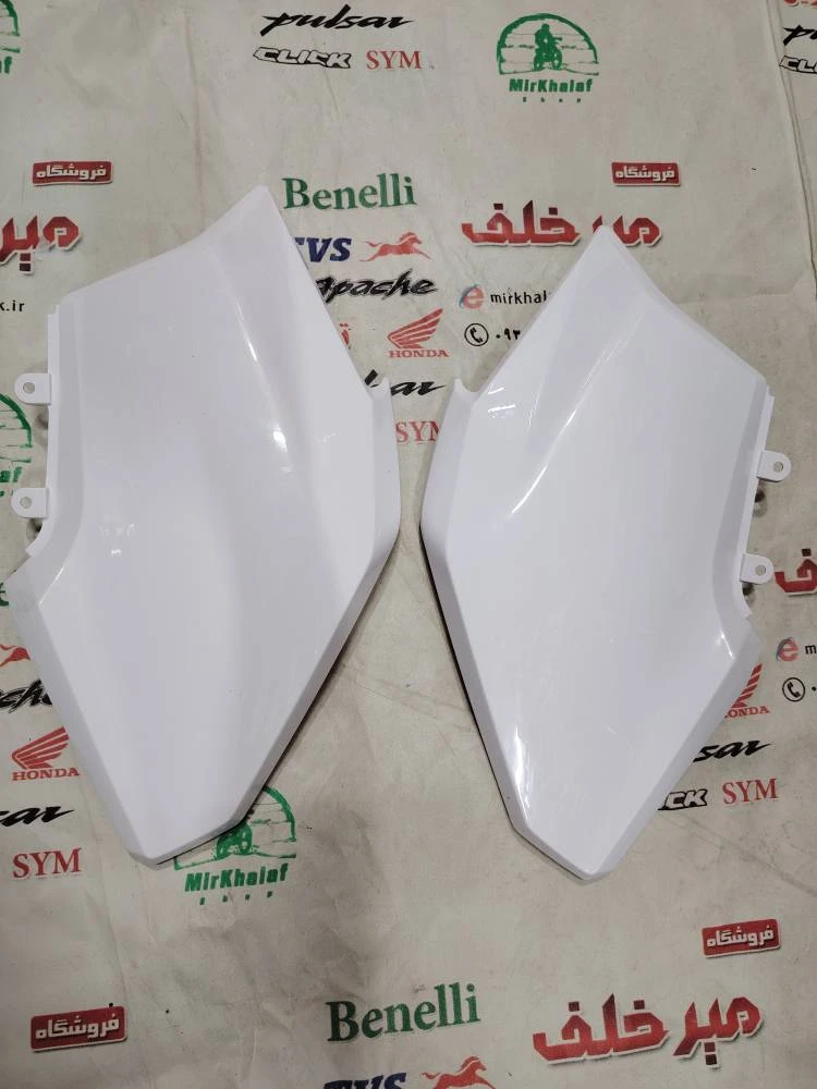قاب (کاور فلاپ) بغل بلوری چراغ جلو طرح واریو 160 سفید براق (جفتی)