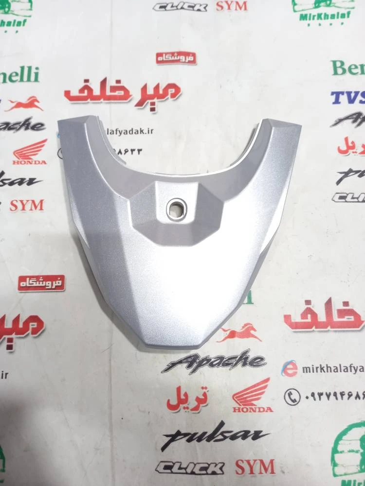 قاب (کاور فلاپ) بین دمی گیتاری روی خطر عقب طرح واریو 160 نقره ای براق