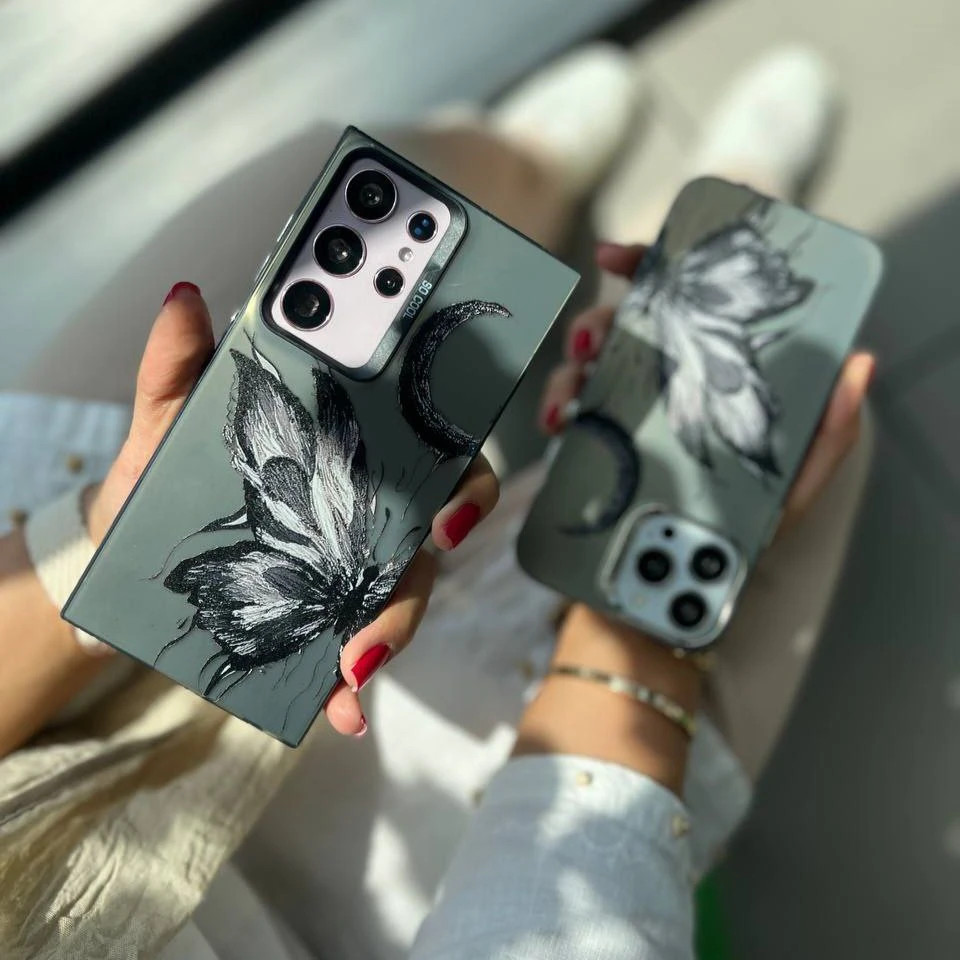 قاب گوشی ماه و پروانه