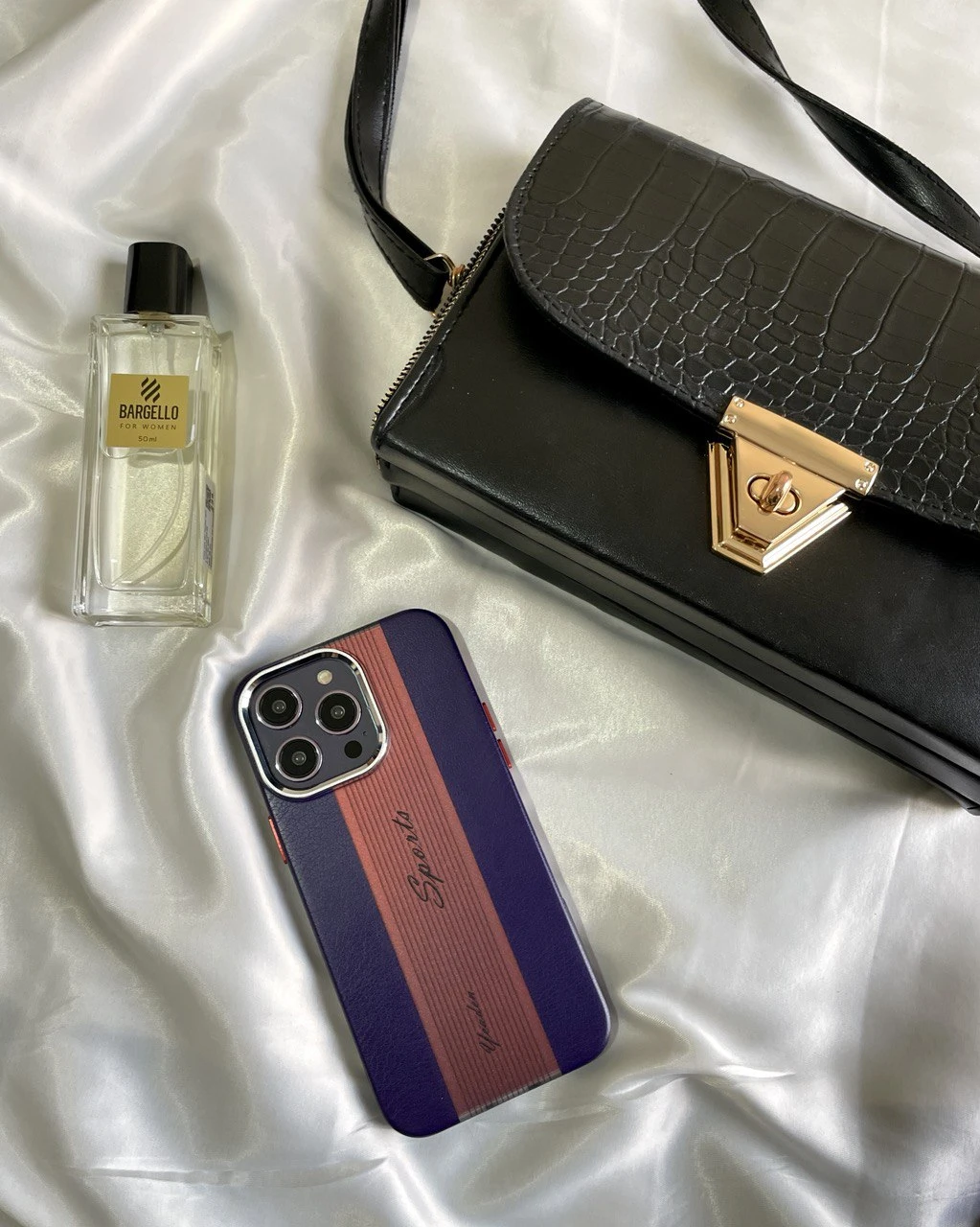 قاب گوشی چرم آیفون