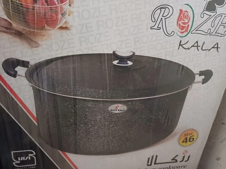 قابلمه سایز 46 مدل لب پیچ رز کالا