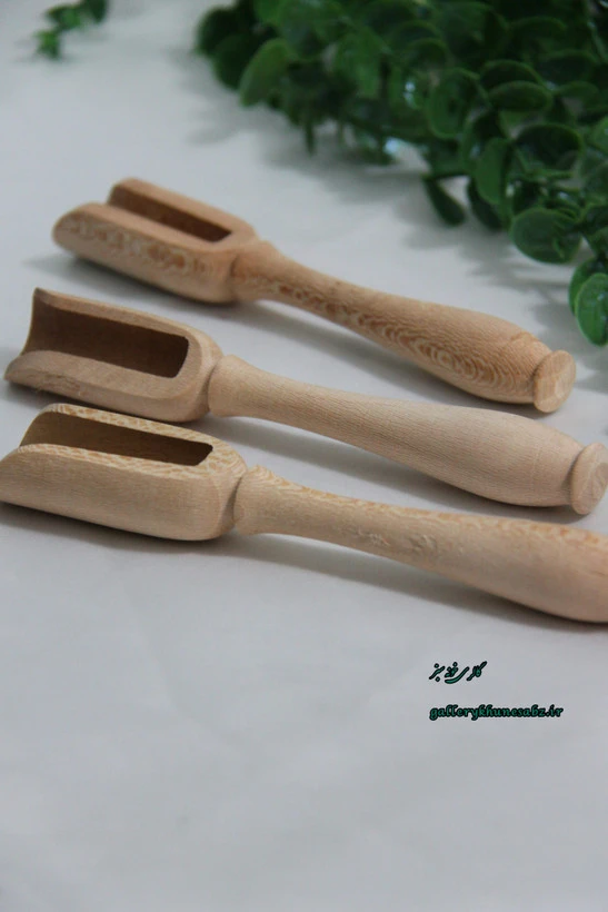 قاشق ادویه چوبی ۱۷ سانتی