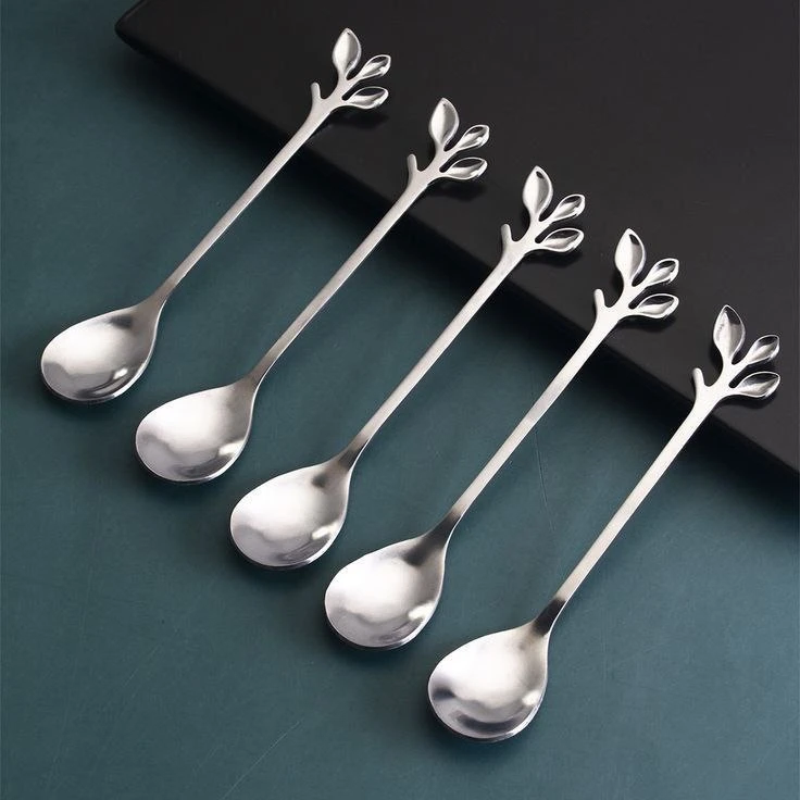قاشق برگی نقره ای