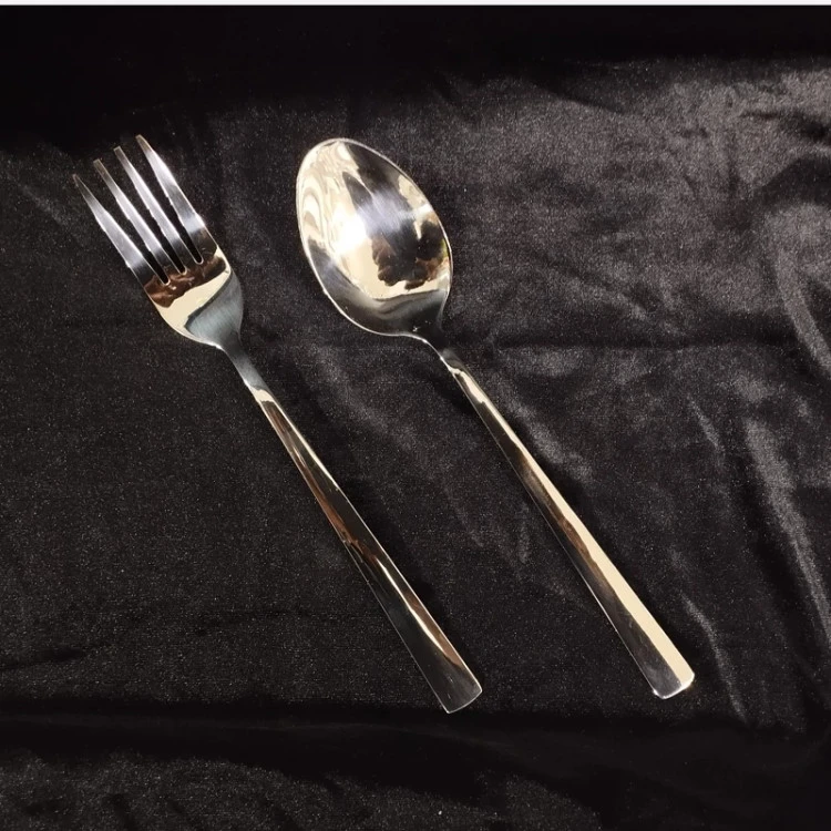 قاشق چنگال یونیک ضخیم ساده مربع