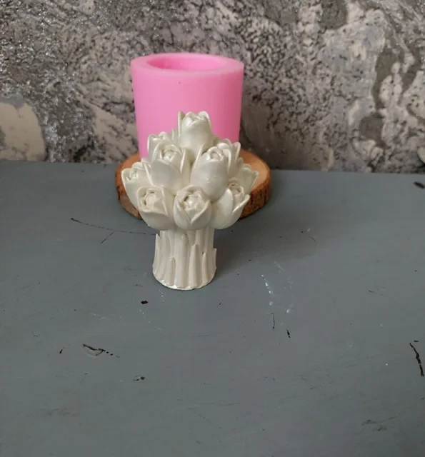 قالب سیلیکونی دسته گل لاله ۸/۵سانتی