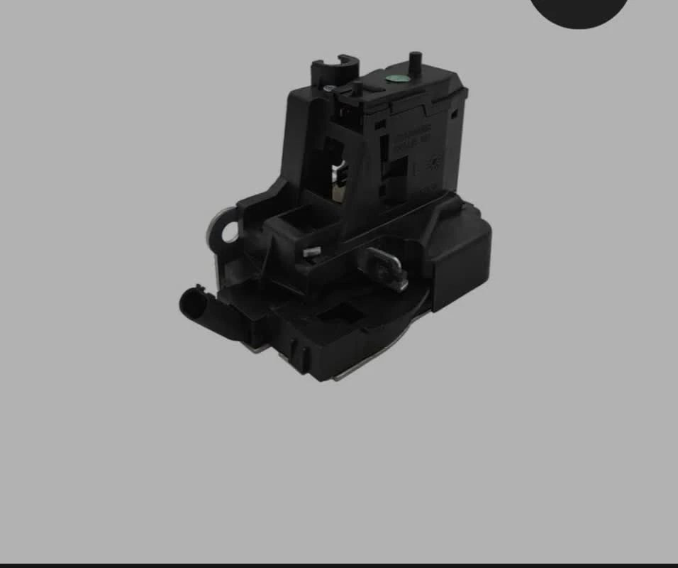قفل در عقب چپ ام وی ام X22