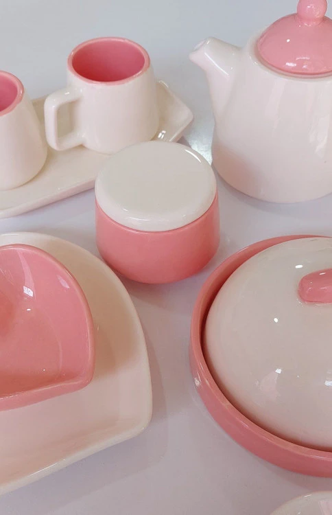 قندان سرامیکی دست ساز صورتی درب سفید
