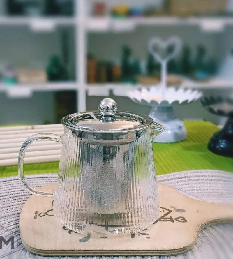 قوری پیرکس گردطره (550میل)