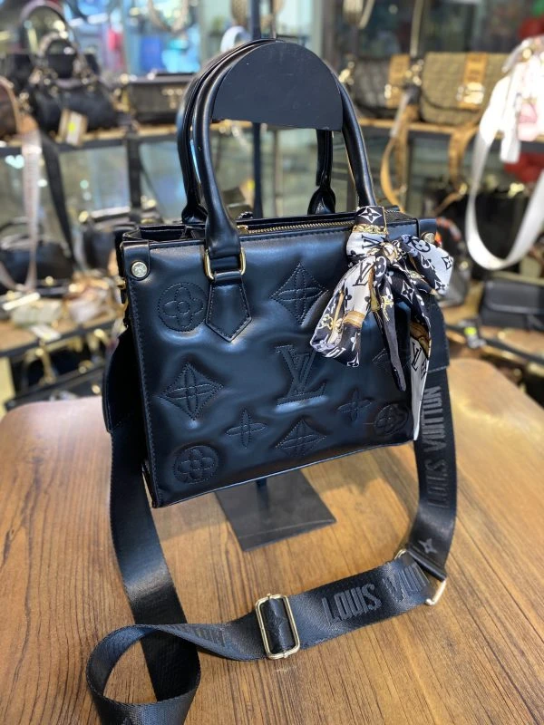 كيف لويى ويتون LV ايستاده