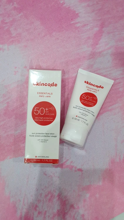 لوسیون ضد آفتاب صورت SPF50 اسکین کد