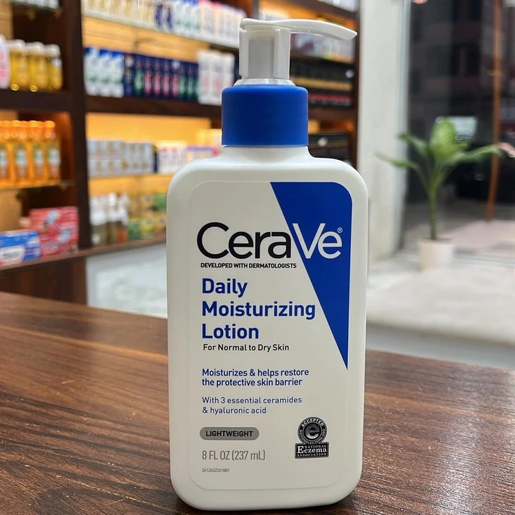 لوسیون مرطوب‌کننده روزانه سراوی (CeraVe Daily Moisturizing Lotion)