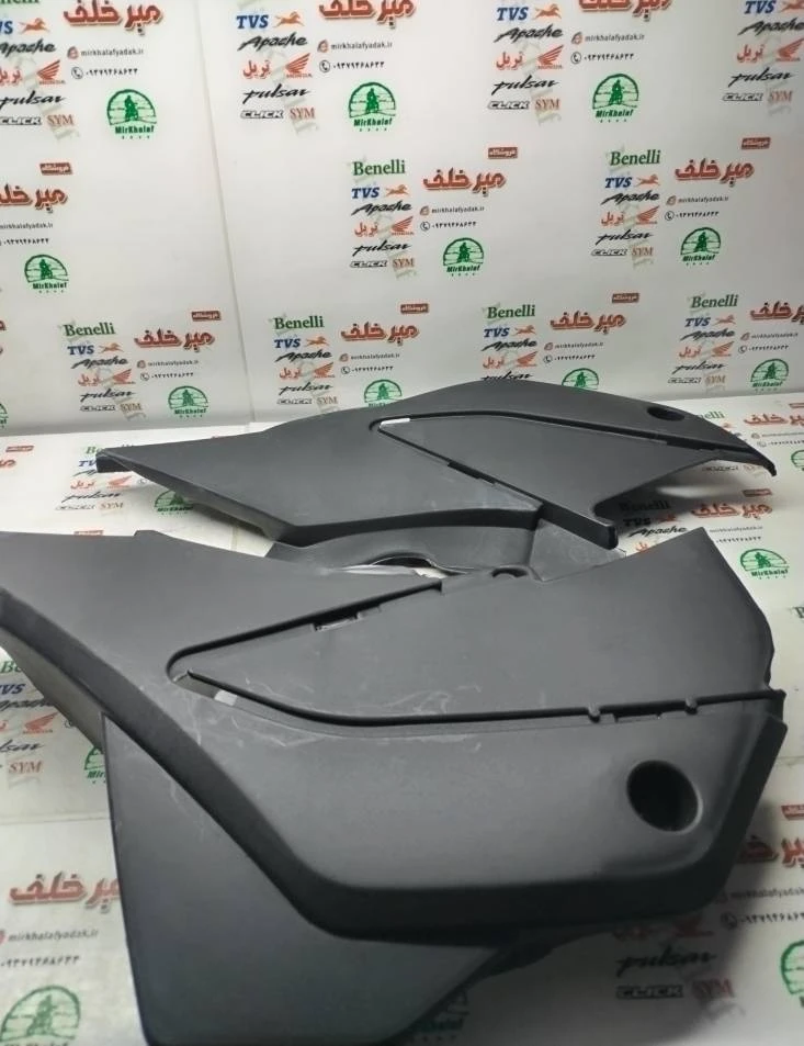 لچکی قاب (کاور فلاپ) درب بغل موتور تریل گلد رادیسون و کویر t 2 تی (جفتی)