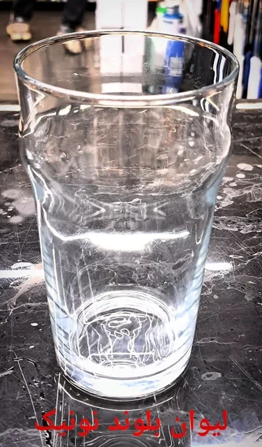 لیوان بلوند نونیک