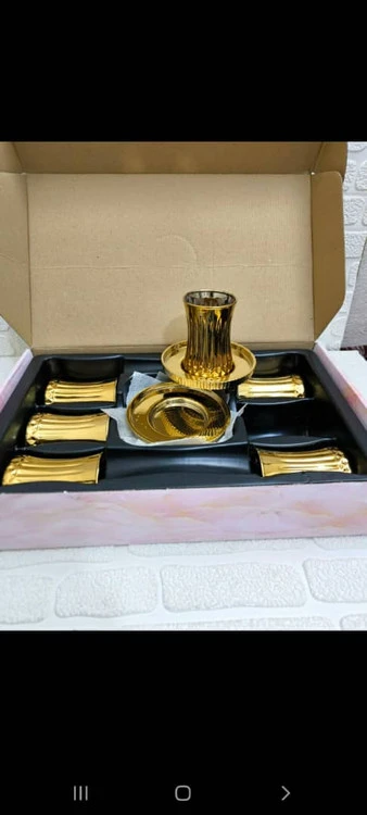 لیوان و نعلبکی