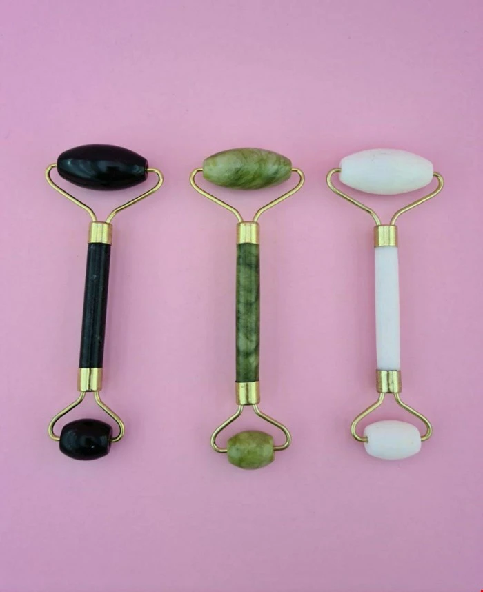 ماساژور صورت جیدرولر سنگ یشم جعبه دار Jade Roller massager