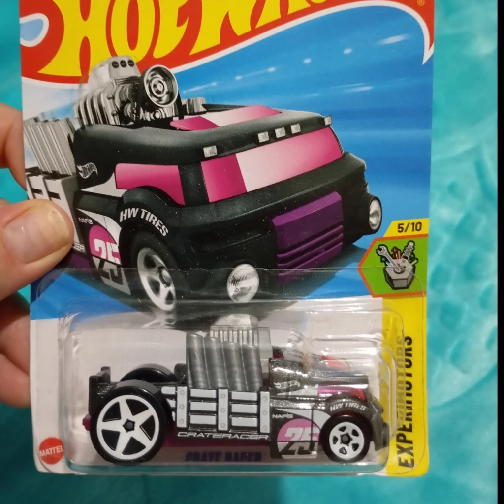 ماشین اسباب بازی 1:64 مقیاس 2025 CASE CRATE RACER هات ویلز HOT WHEELS