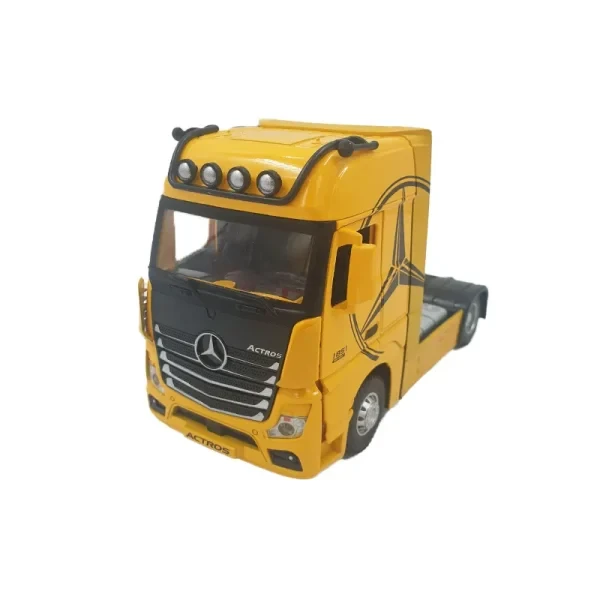 ماشین بازی مدل benz actros