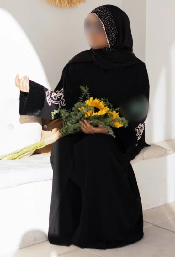 مانتو عبایی مجلسی زنانه جواهر دوزی شده کد 0019مدل ماه نور