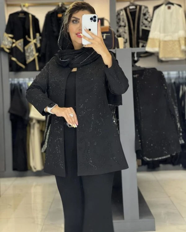 مانتو کتی مجلسی نگینی