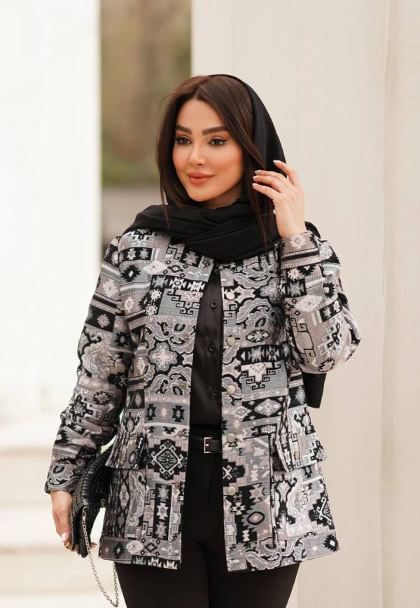 مانتو‌کتی یقه گرد جیب دار، دکمه زاماک مخمل ژاگارد درجه یک زنانه