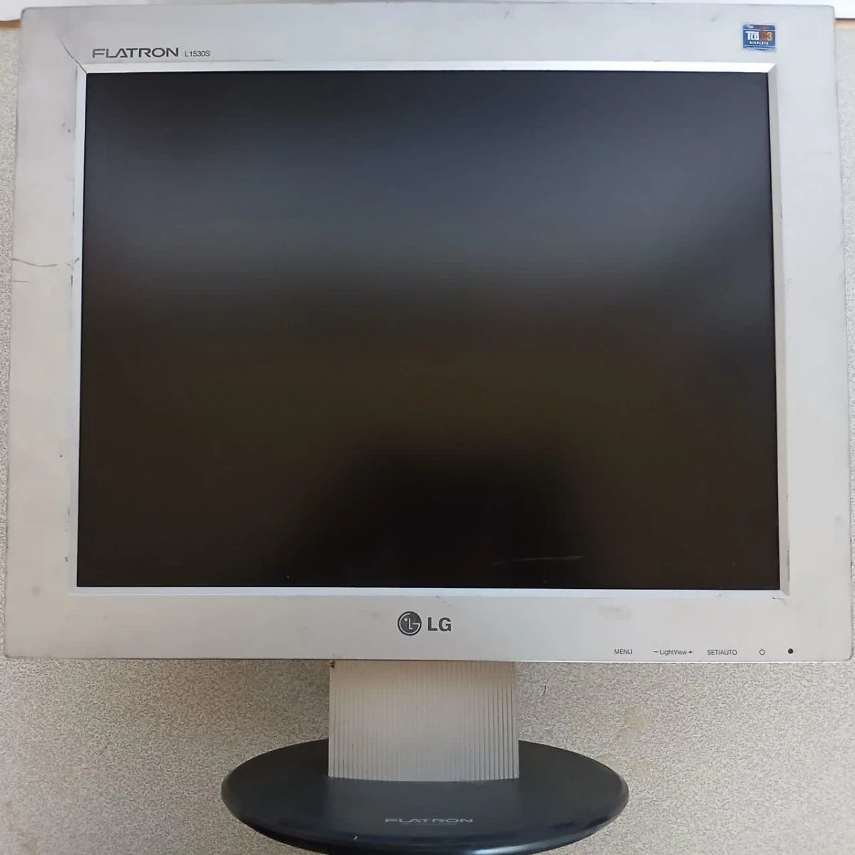 مانیتور 15 اینچ LCD LG کارکرده