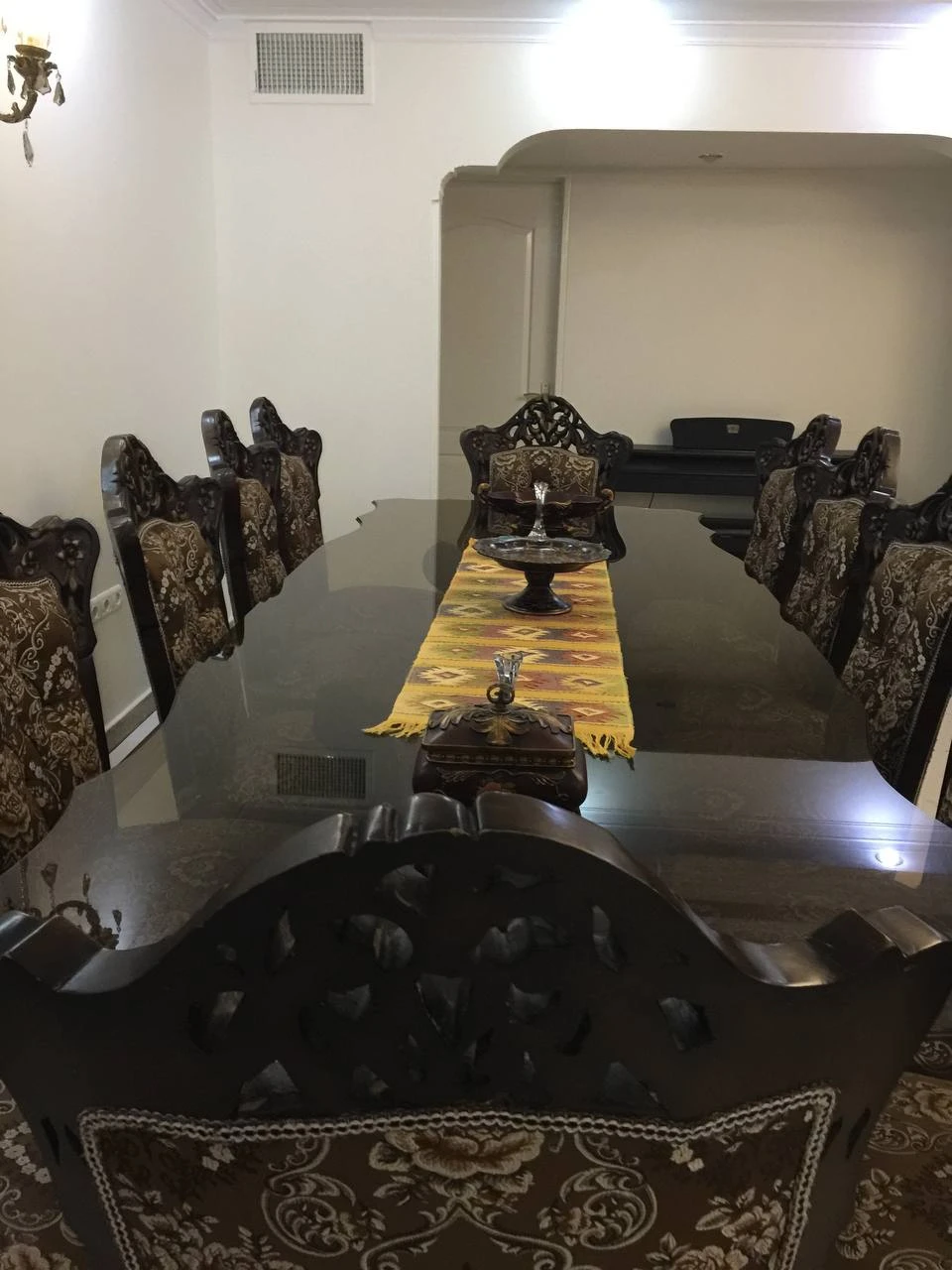 مبلمان استیل کلاسیک و میزغذاخوری