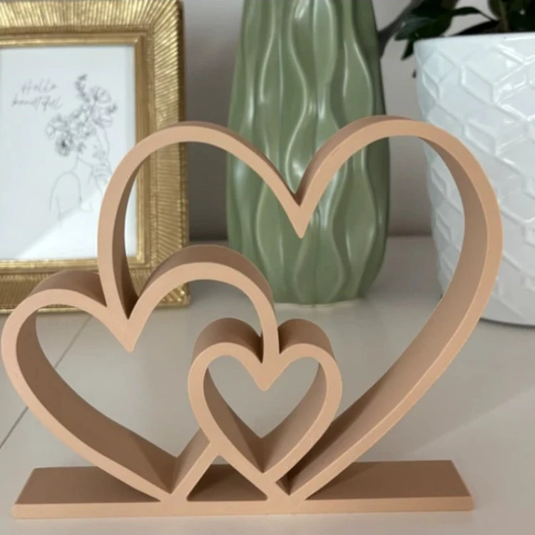مجسمه دکوراتیو Trio of Hearts