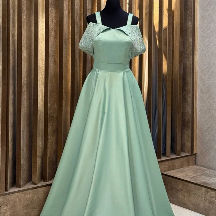 مجلسی،جنس ساتن آمریکایی نگین کاری،سایز38تا48