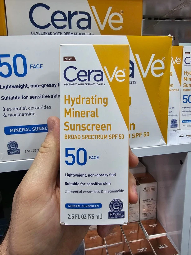محافظت واقعی از پوست با ضدآفتاب مینرال آبرسان CeraVe SPF 50