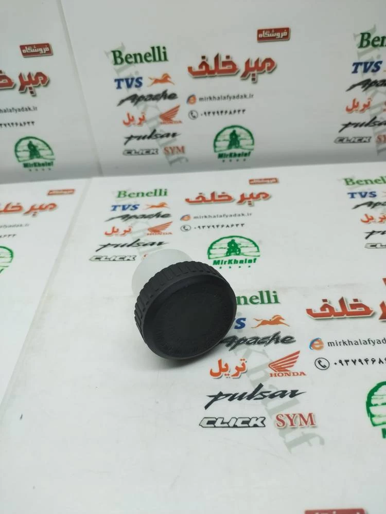 مخزن (قوطی) روغن پلاستیکی موتور بنلی 135 و 180 اصلی