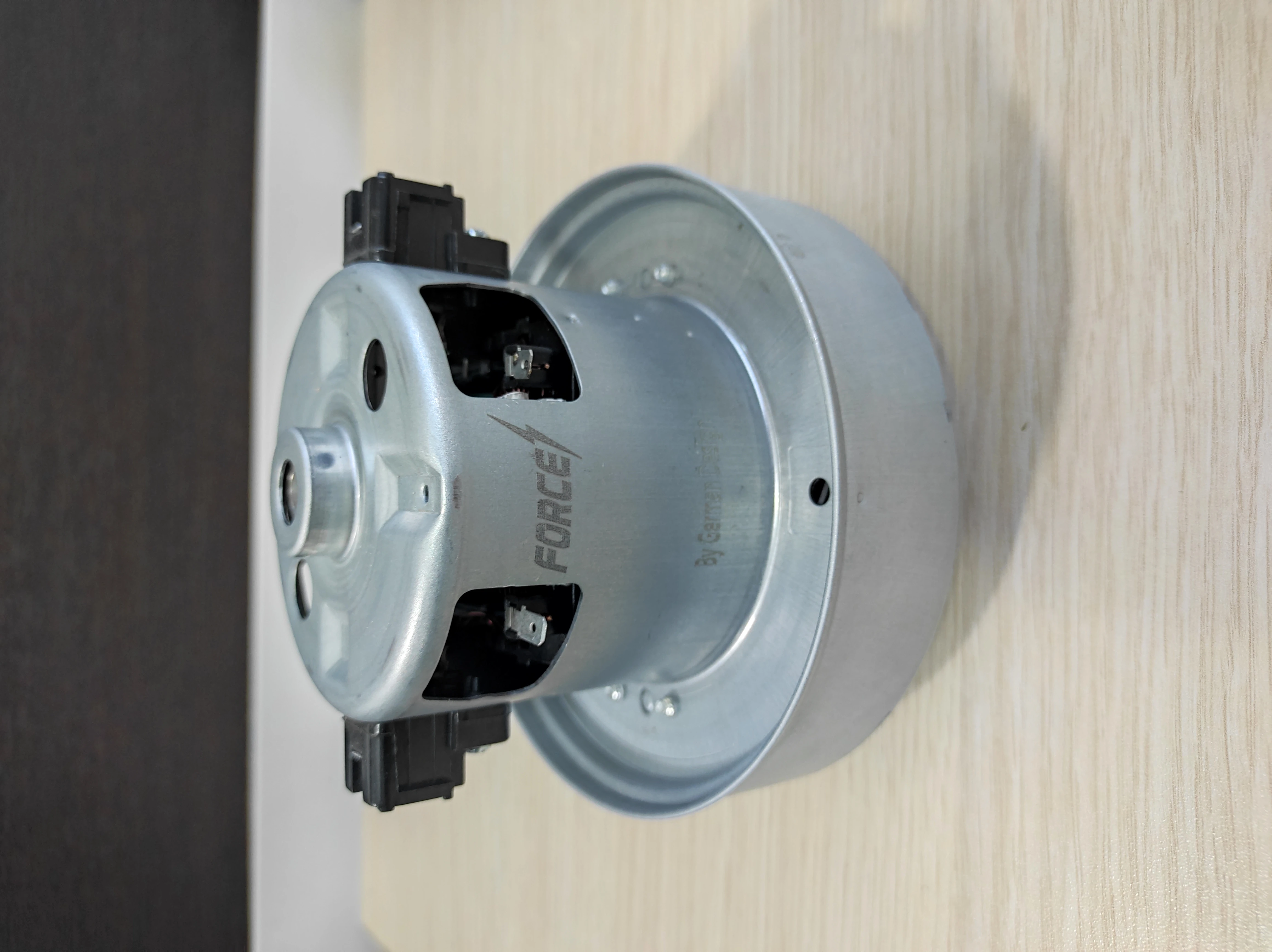 موتور جاروبرقی مدل سامسونگ 1800W - لبه دار