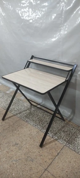 میز تحریر تاشوی دانشجویی کرم روسی (نوار لاستیکی) برند مشتاق